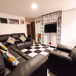 Apartamento Lindo A 10 Minutos Del Aeropuerto, Bogotá